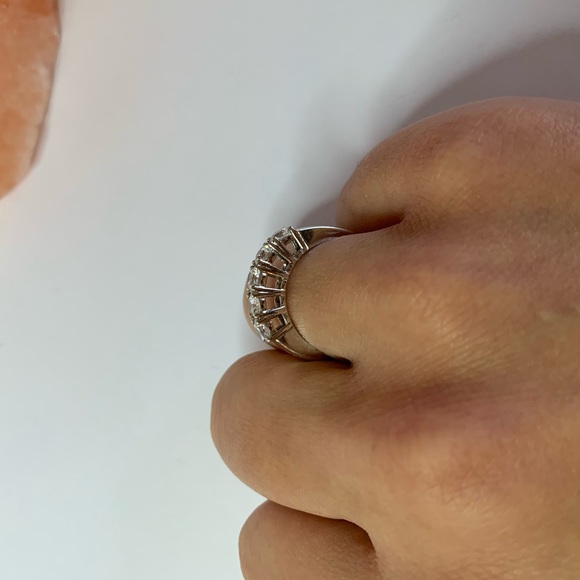 Silver 925 ring with 5 cubic zirconium stones - Picture 4 of 7